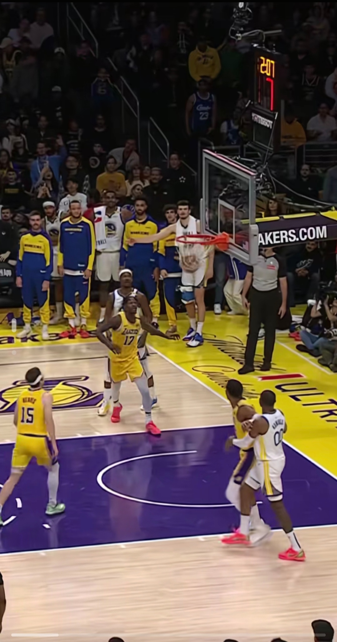 爱游戏-转折点金州勇士手感冰凉，CBA季后赛加时末段攻防权衡，震撼外界，细节决定成败的简单介绍