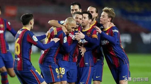 爱游戏-包含今晨西甲焦点战，托特纳姆状态回暖，引发热议，轮换策略成焦点的词条